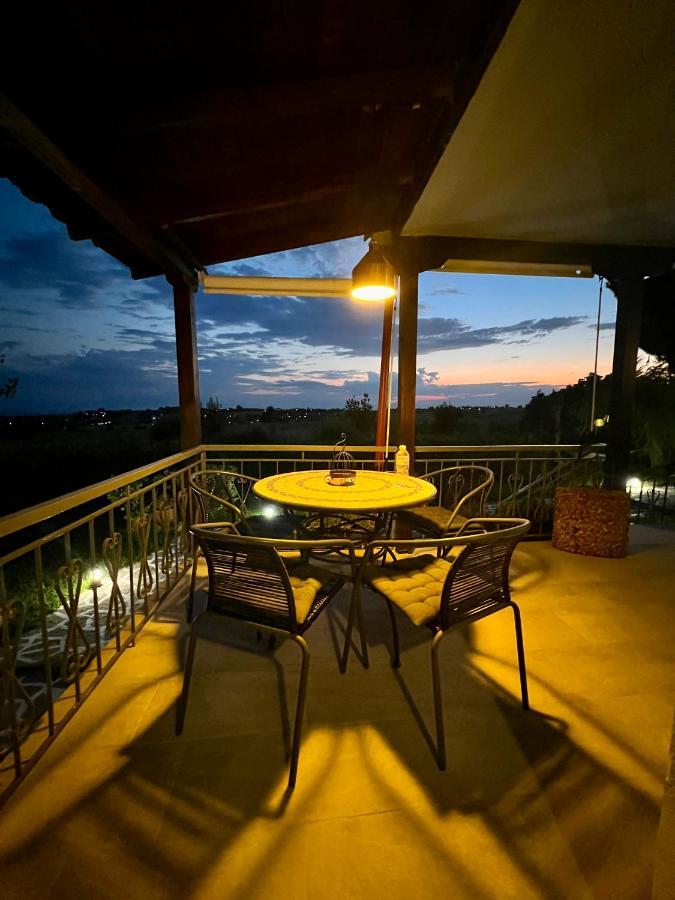 ניאה אירקליה Anastasias Cottage מראה חיצוני תמונה