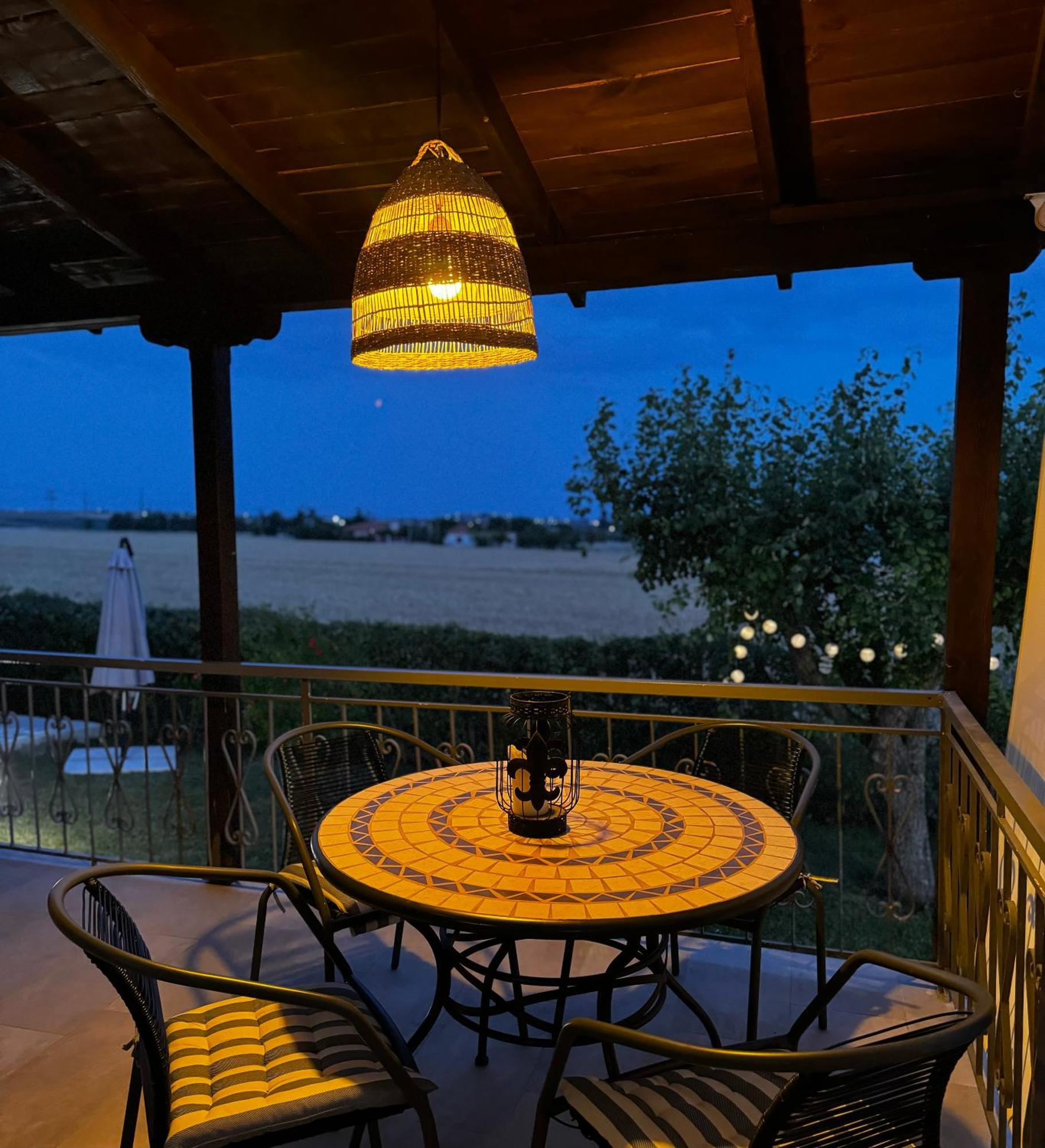 ניאה אירקליה Anastasias Cottage מראה חיצוני תמונה